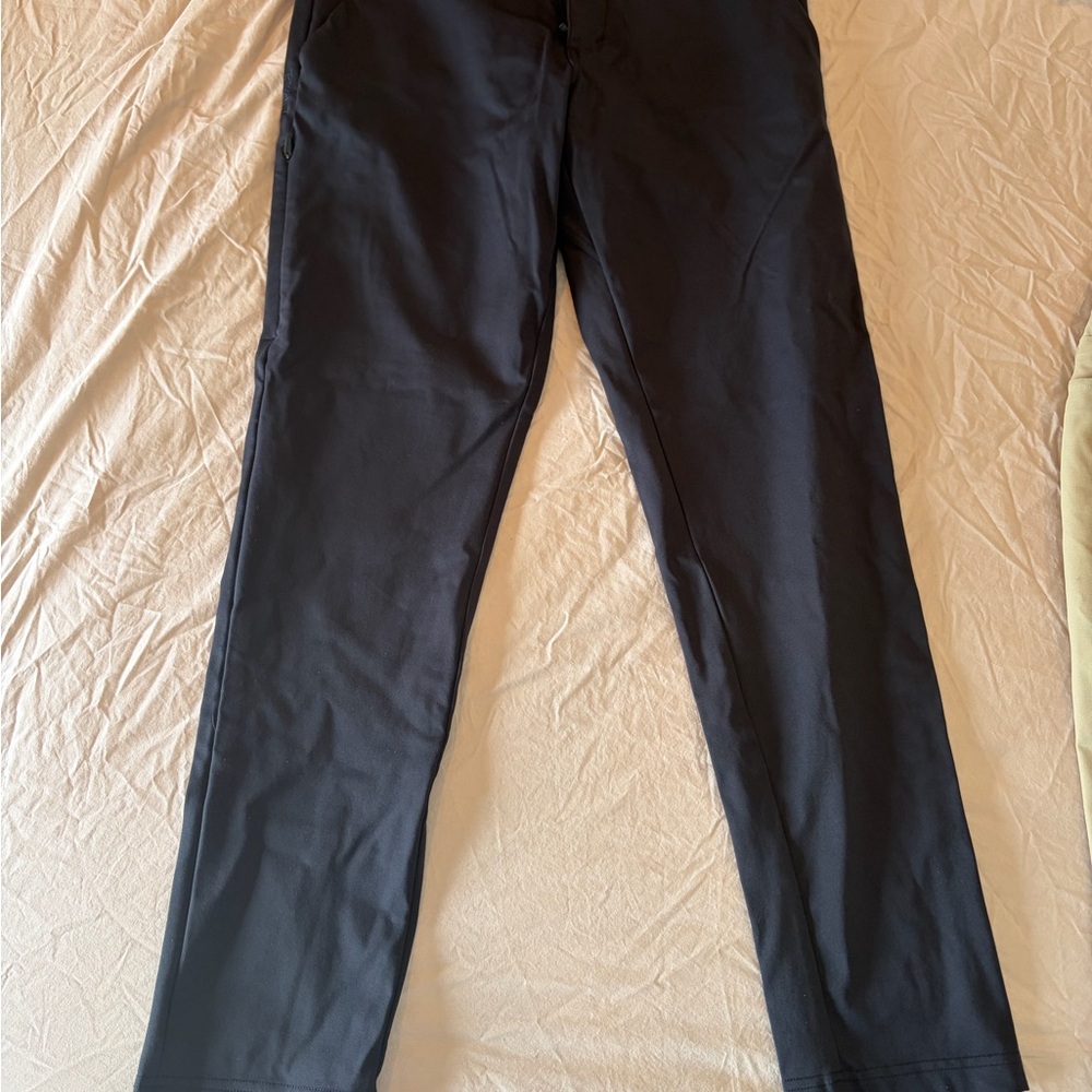 Navy BYLT men’s slim pants